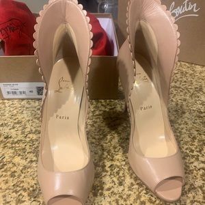 Pijonina 100 kid nude excellent condition